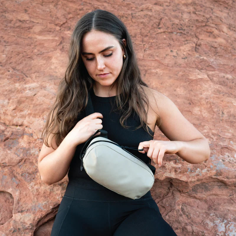 D1 Fanny Pack in Yuma Tan - Image 4