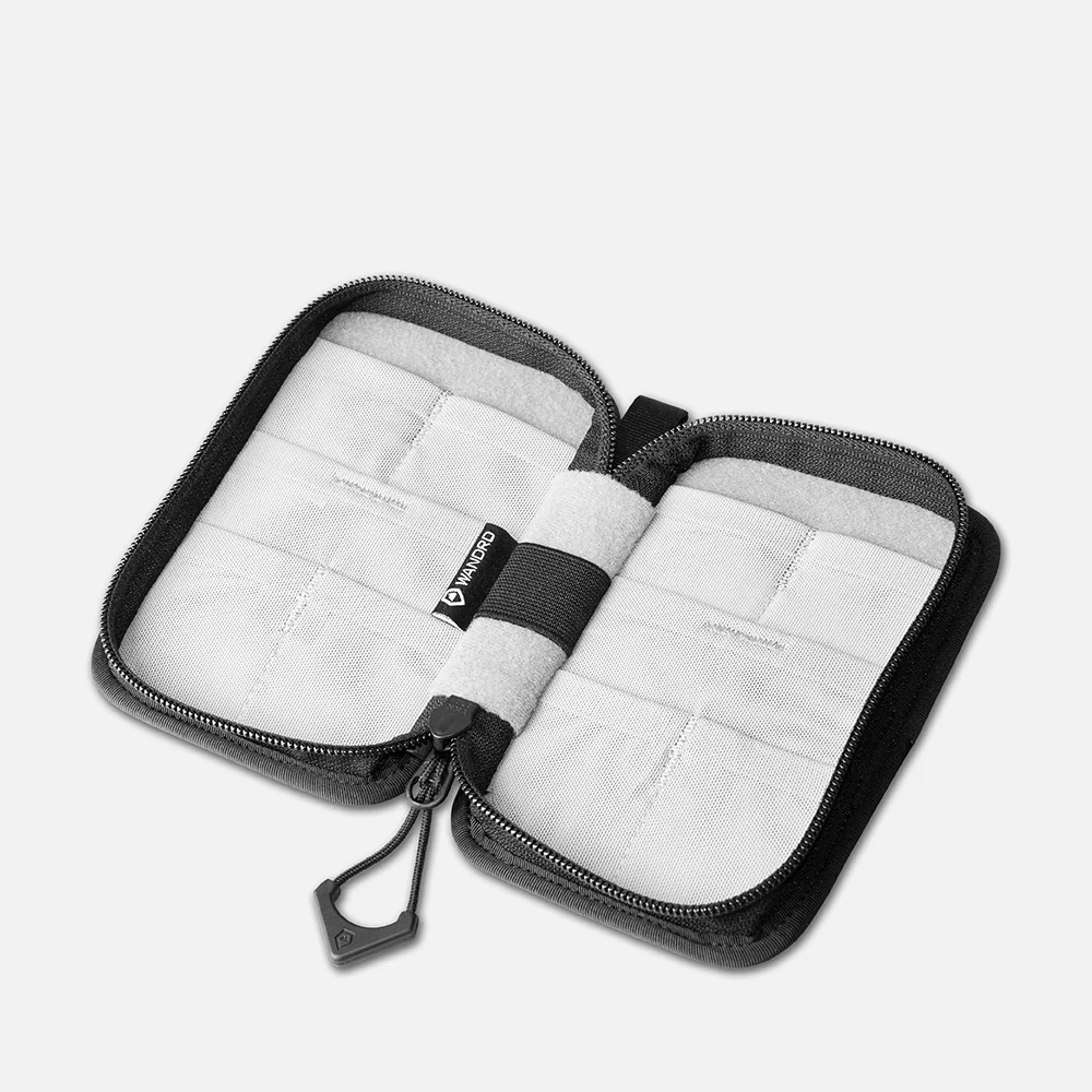 Memory Card Case in Black - Image 4
