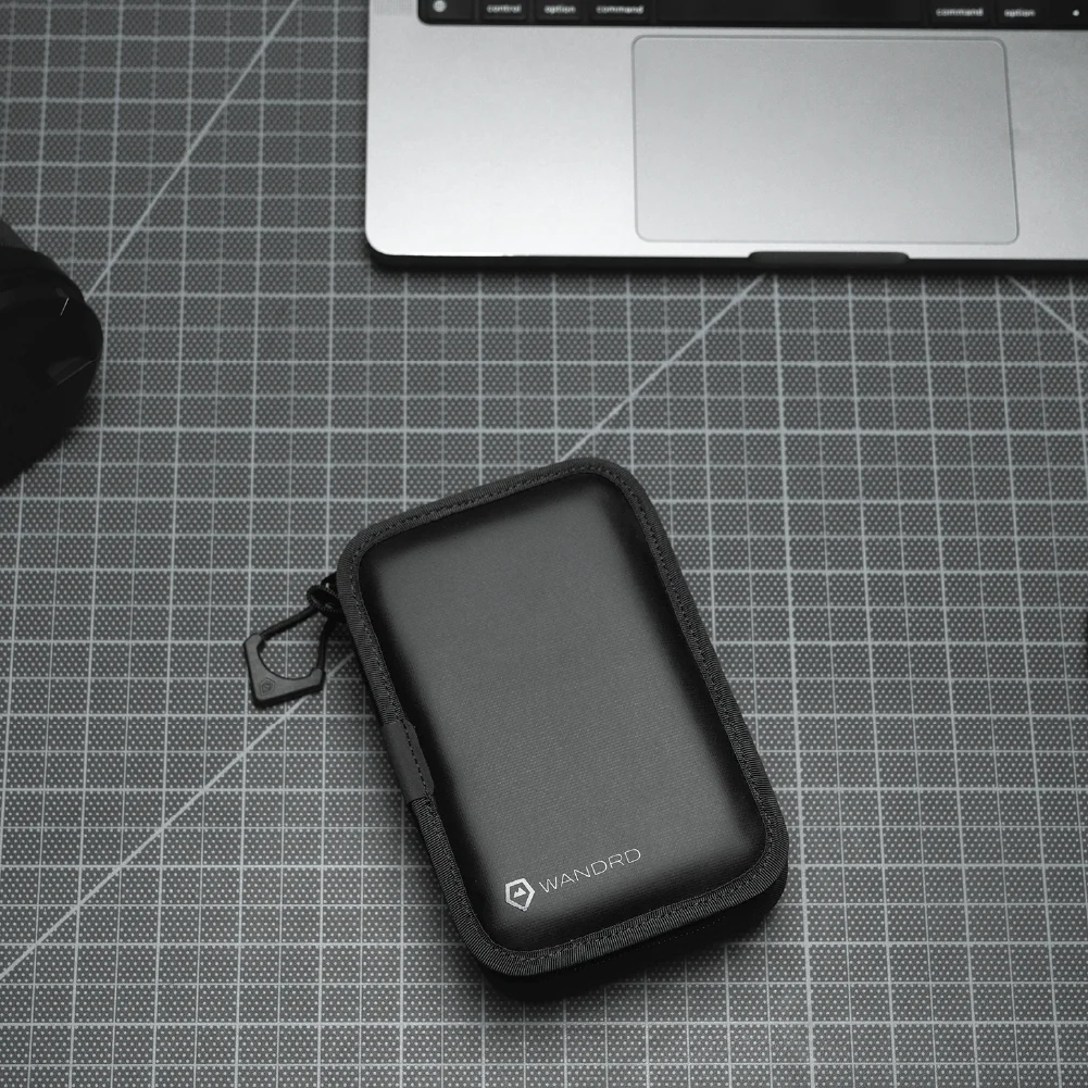 Memory Card Case in Black - Image 7