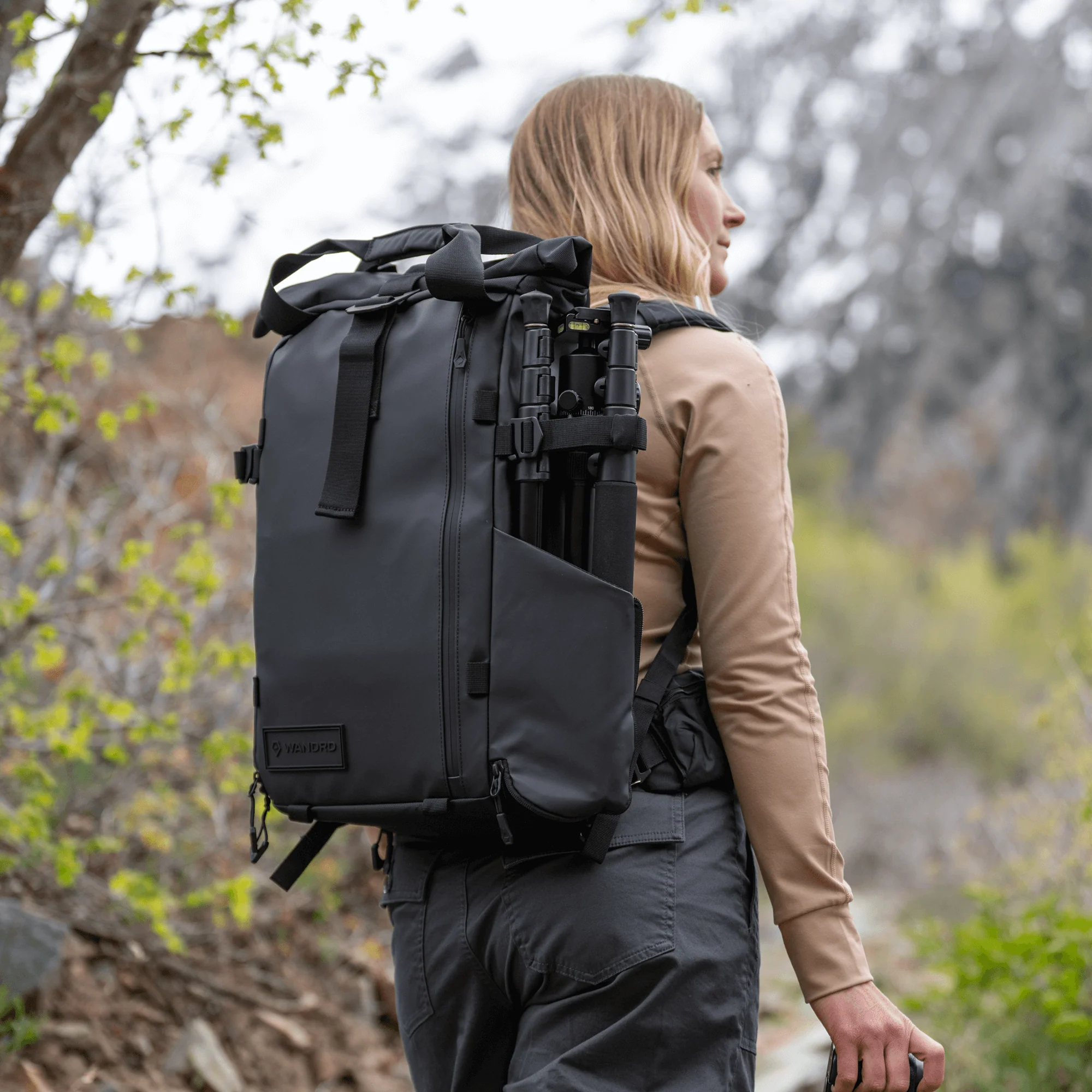 PRVKE 21L in Black - Image 12