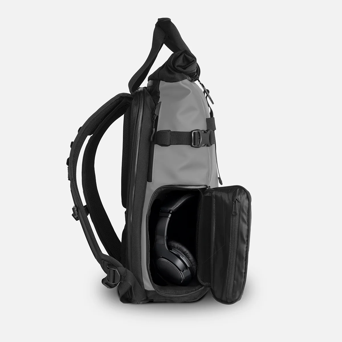 PRVKE 21L V3 in Makalu Gray - Image 6