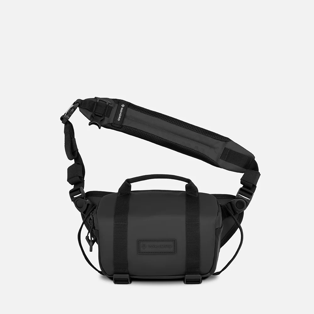 ROGUE 4L Sling in Black