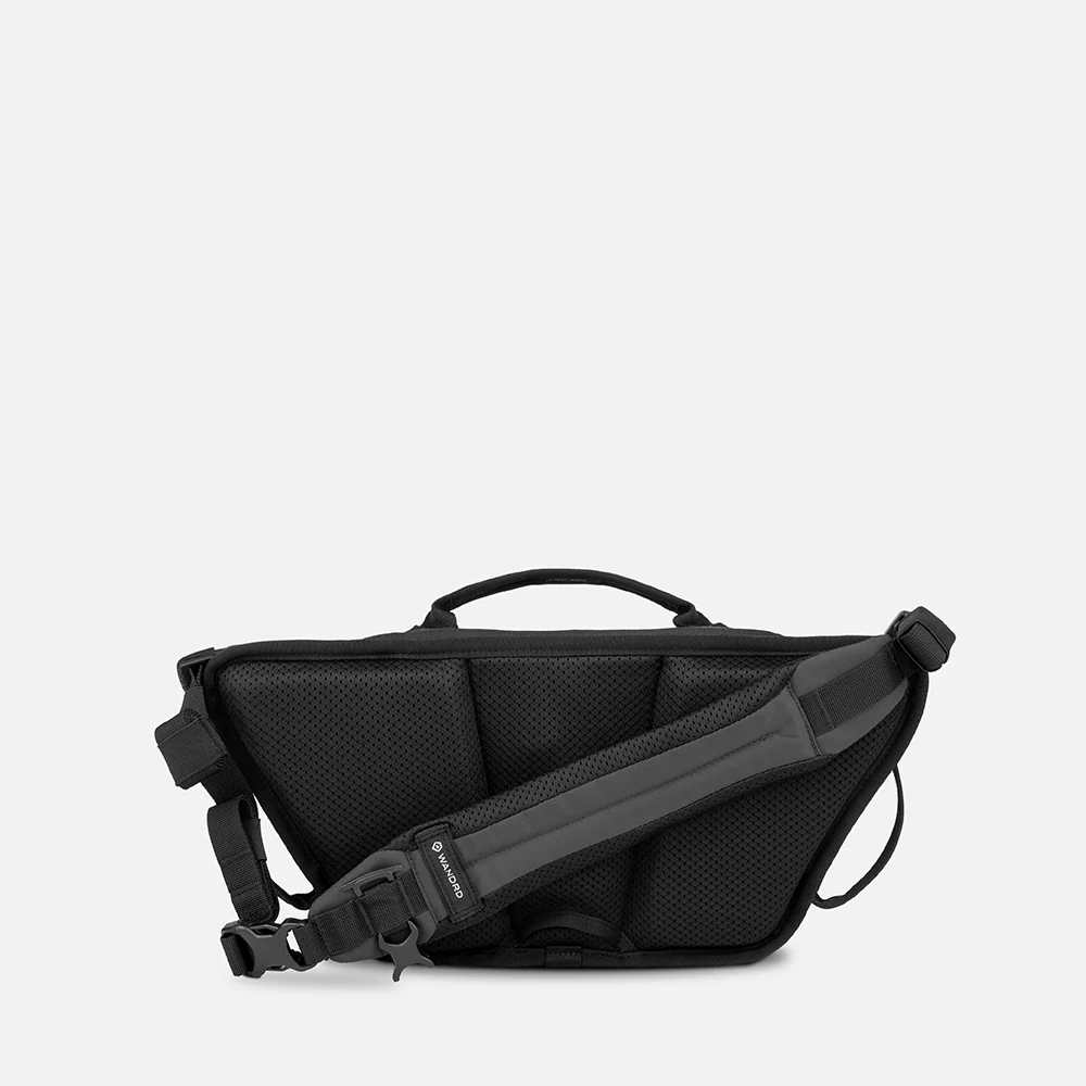 ROGUE 6L Sling in Black - Image 6