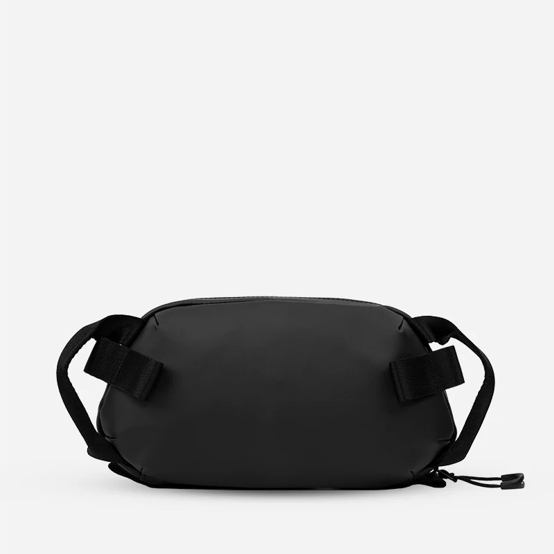 Tech Bag Medium in Black - Image 2