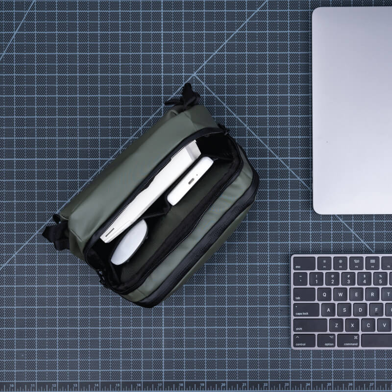 Tech Bag Large in Wasatch Green - Image 4