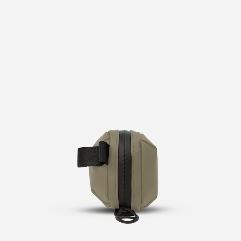 Tech Bag Small in Yuma Tan - Image 3