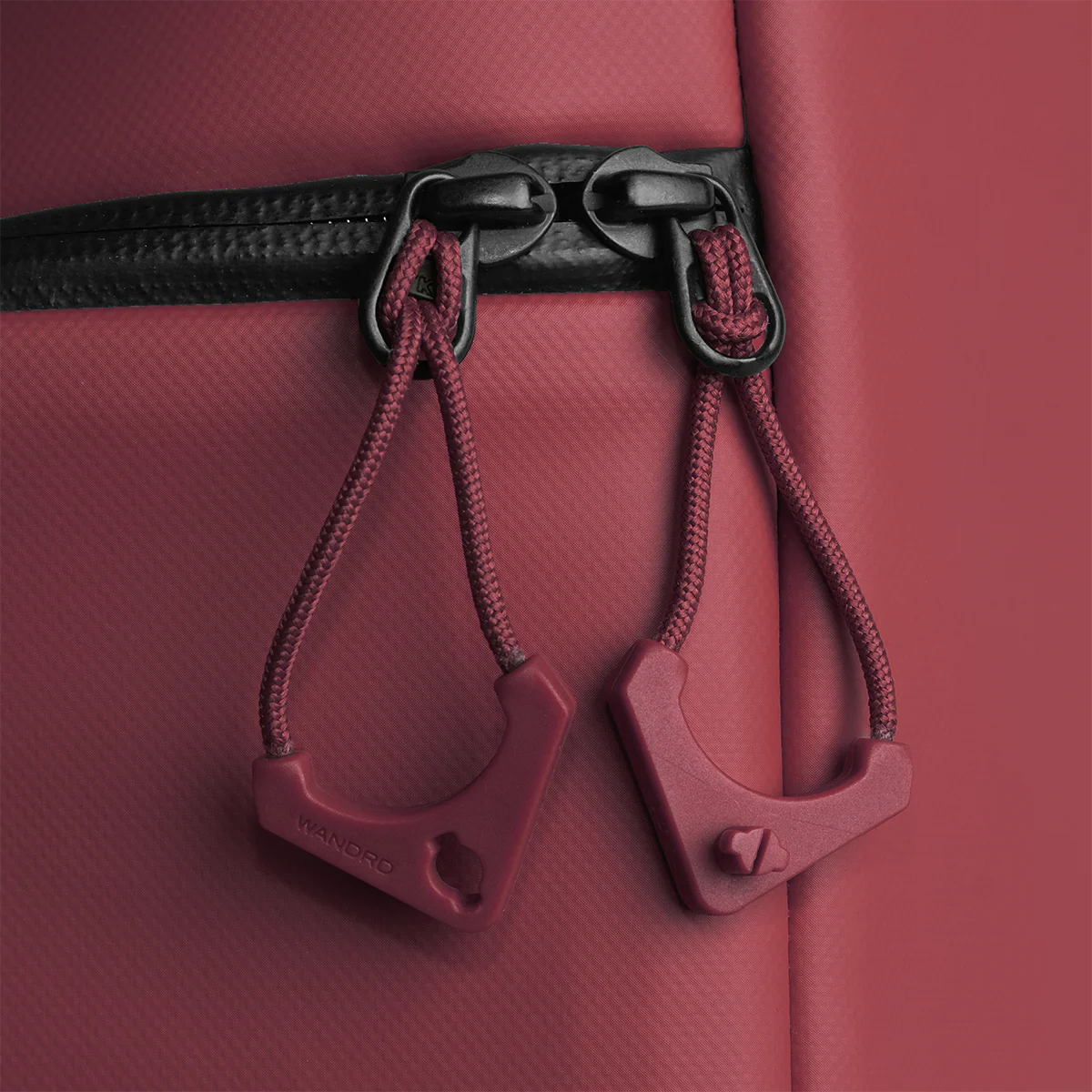 WORRYLESS® Locking Zipper Pullers in Rhone Burgundy - Image 4