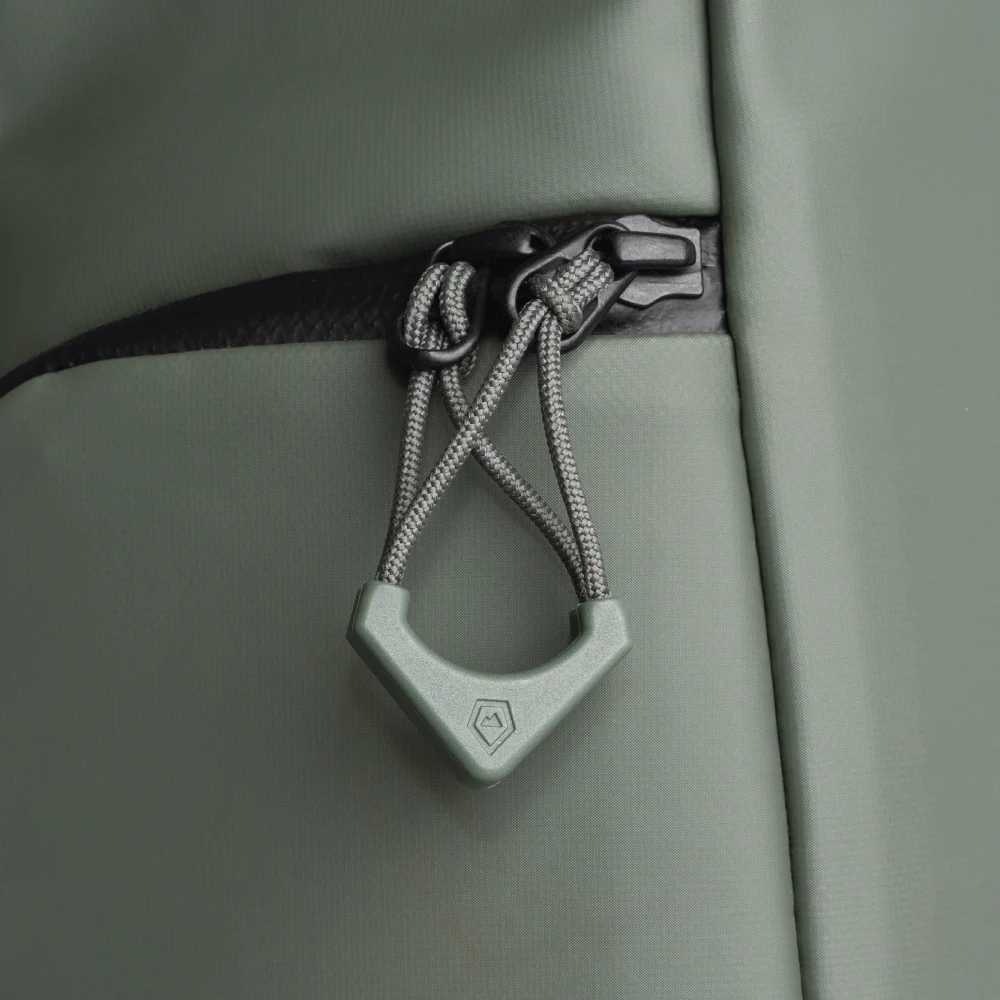 WORRYLESS® Locking Zipper Pullers in Wasatch Green - Image 4