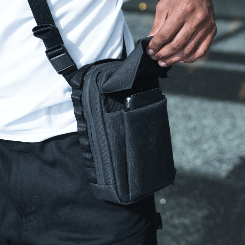 X1 Crossbody Bag Medium - Image 7